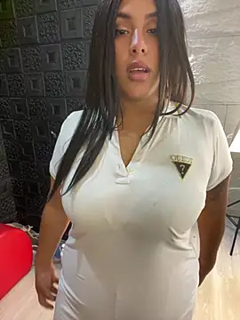 MiaAndrade - Liquid in my tits💦💦🤭