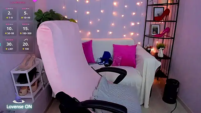 Angelika_long_hair - Pantiess off+100 spanks