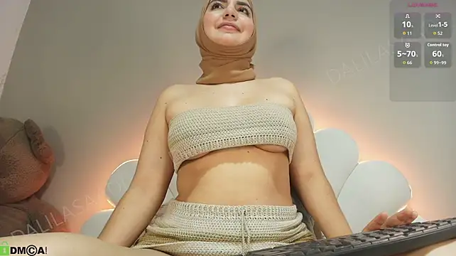 Dalilasaadi_ - Dildo pussy and oil naked body