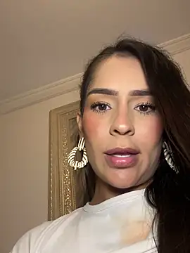 Mau_White - Suck nipple súper sexy GLT 4photos naked