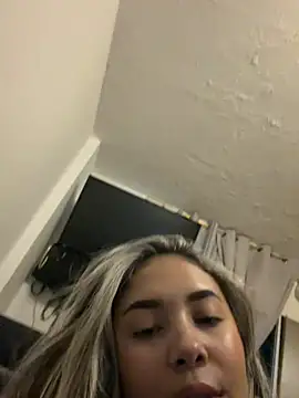 Violetta_rose_ - Suck your titts 3 min