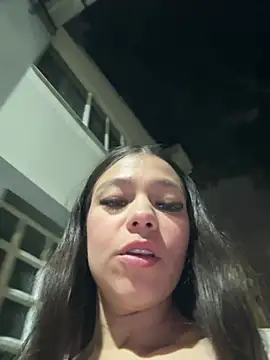 Alyshanon18 - SUCK BOOBS HARD😱🥵