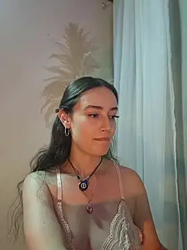 Kate_Amaretto_ - boobs free and oil them