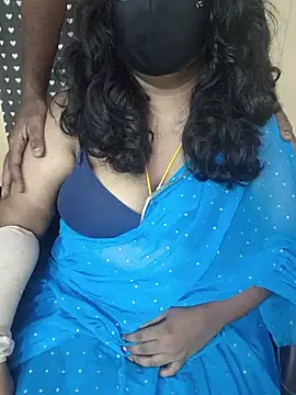 Lilly_ellow - Pussy show