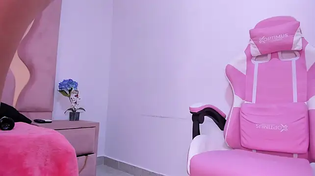 Sofia-candyht - I write your name on my belly