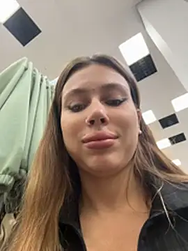 Jucie_Boom - FULL OUTFIT SHOW IN CROWDED MALL😱🥵