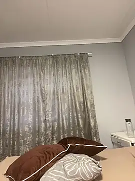 Amberr_Roose