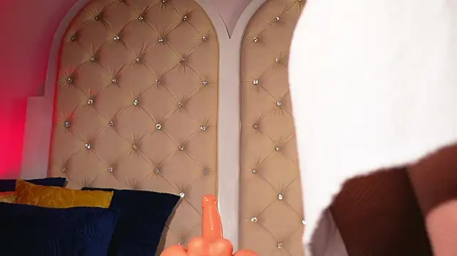 Caroline_adams_ - spanking ass hard