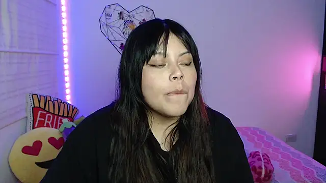 EllieMoonX - Sitting on your face