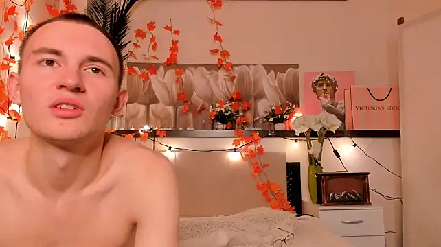 Sweety_Love4u - lick out all of pussy Jess