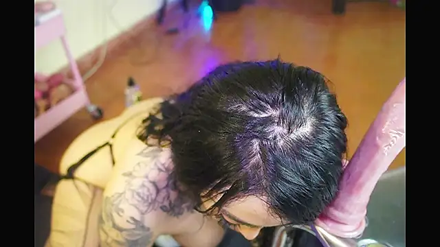 Isa_red_hair