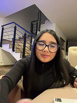 Michelle_Zoe - MASTURBACION EN PÚBLICO