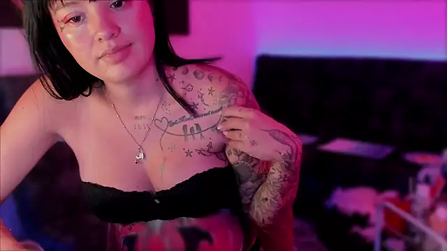 LorenRosse - ⭐naughty 🌹shower time