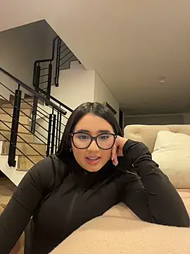 Michelle_Zoe - MASTURBACION EN PÚBLICO