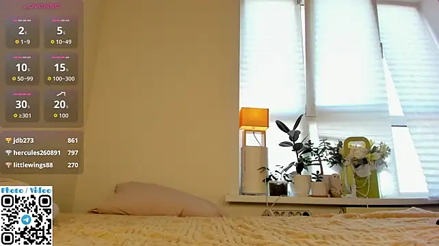 Helen__spark__ - tease my bootyhole with dildo!