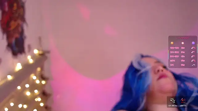 Emmy_Ruiz - RIDE DILDO