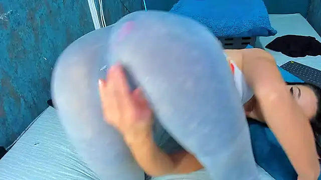 RedAssHottie - pinch nipples close-up