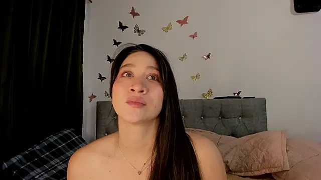 Arianamichell - saliva in face both girls