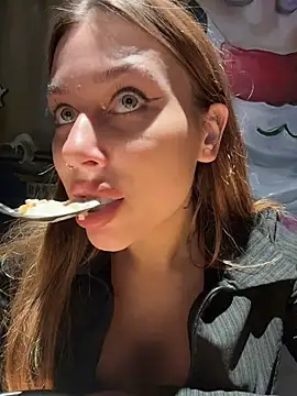 Jucie_Boom - UNDERSKIRT RENDESVOUZ RISKY IN PUBLIC🥵