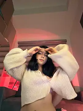 Dani-nari - reverse cow girl in ticket show