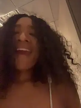 SweetCheeksXXX - MAKE ME YOURS!!