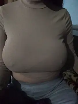 Jaquieth - Cream on my boobs 💦🍒