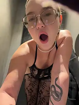 LunaMood - take off your panties