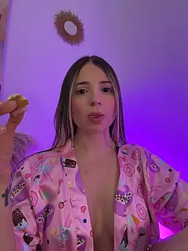 Ashleyjenner_ - Twerking 🤩
