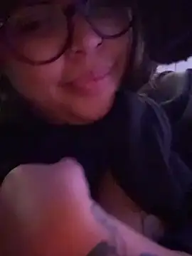 Miacanela_xo - Warm me up