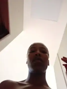 Paris_Layla - 💫 Shake boobs ✨️