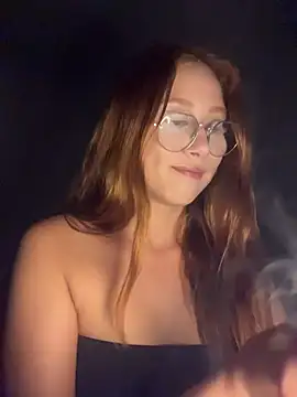Ruivinha2006 - Plug+dildo+vibrador de uma vez