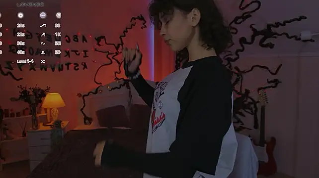 Hotary_Yuko - 👾Eye contact+👾Suck Finger