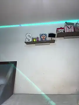 Alahiaaa_ - FULL NAKED+TWERK