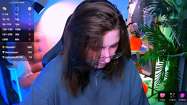 Fairy_tara - naked cum show