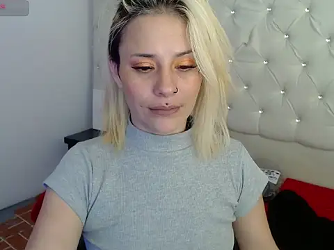 Aradia_20 - sexy dance and naked