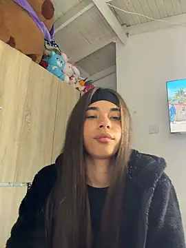 Milleradhara24 - play with my clitoris