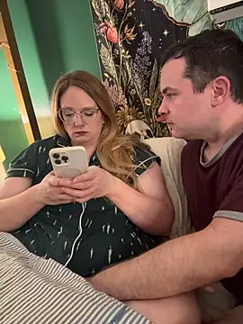 Thatcutegirlwtheglasses - buttplug in!