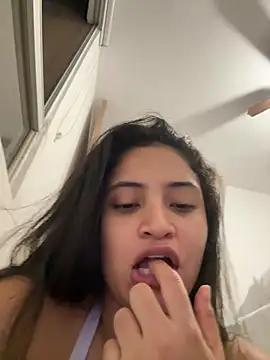 Isa_squirt1 - TRY TO MAKE ME SQUIRT😈🥵