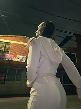 Alyshanon18 - DOWN PANTS AND SHOW ASS😱🥵