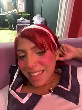 GiaRedd - Anal con dildo y Squirt 💦🙈🍑