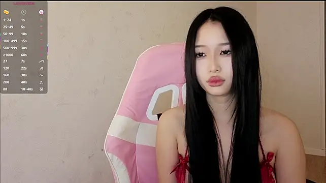 Yeniimai - suck finger