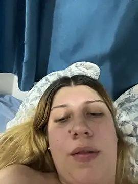 Blondie_Roses - Doggystyle + Plug 🍑