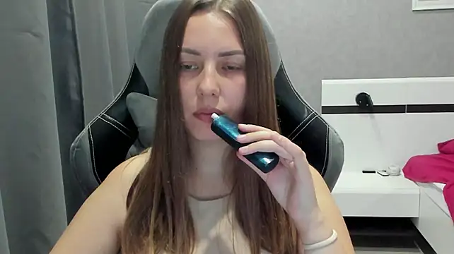 Mia_shy1 - dance