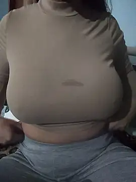 Jaquieth - Cream on my boobs 💦🍒