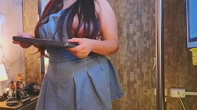 JESSYCORTES - show tits