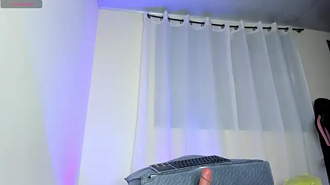 Deyna - cum show