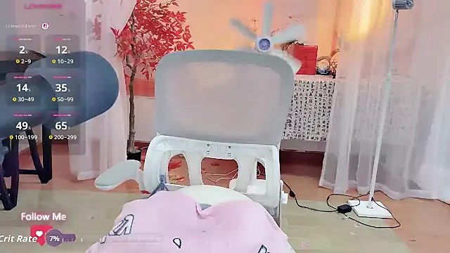 Noomi-1111 - 生活千疮百孔，它真透气😀