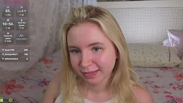 Linda__Bloom - breast massage under the top