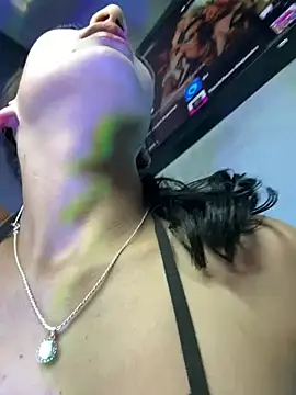 Naaria_ - squirt