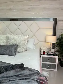 Miacoleman_ - big squirt 💦💦💦